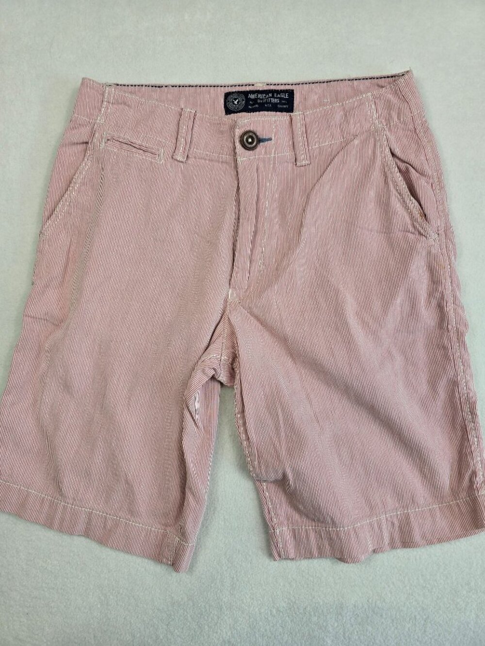 Vintage Y2K American Eagle Outfitters Mens 28 Red & White Striped Classic Shorts